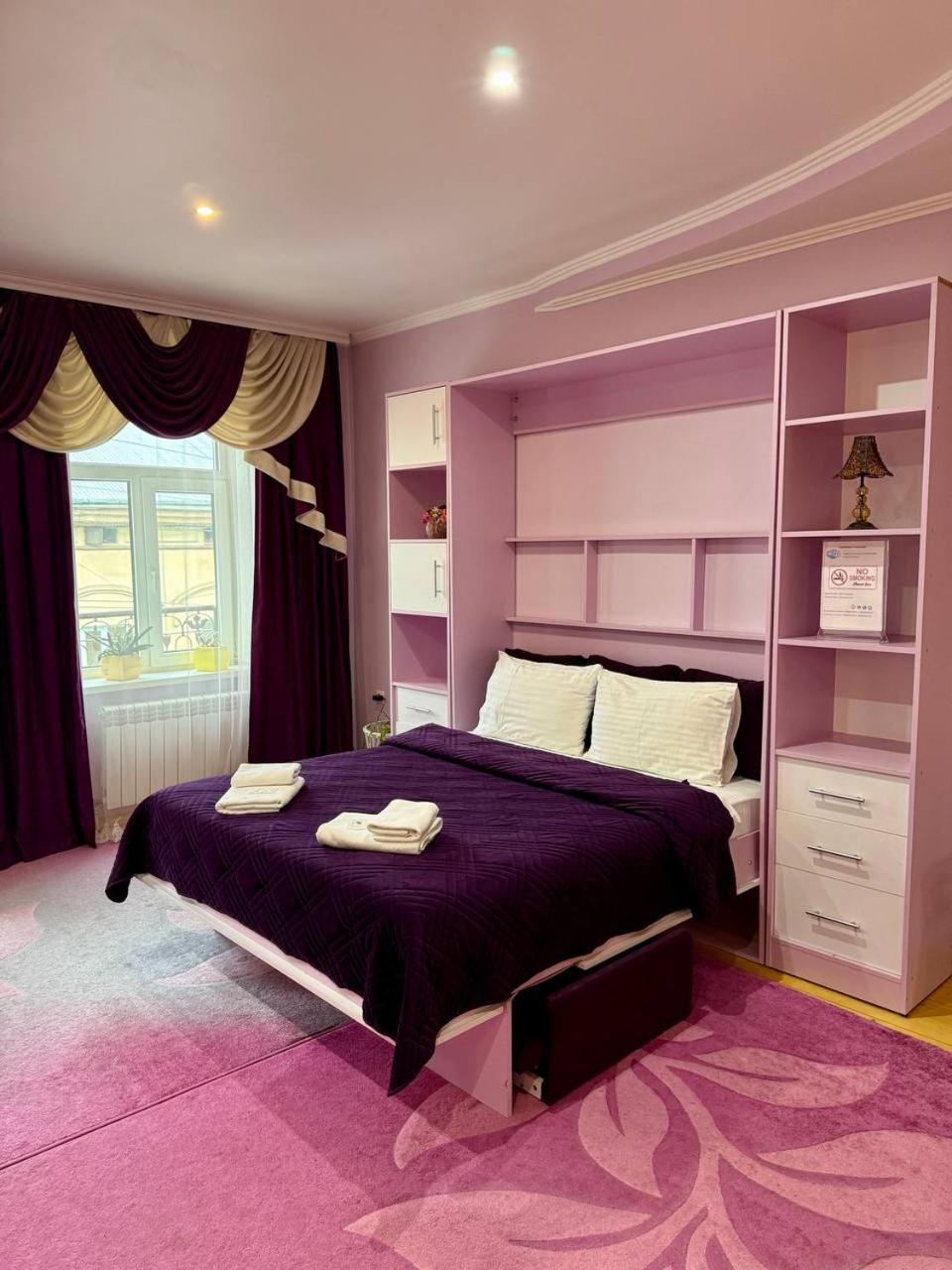 Apartments Provence Chernivtsi Bagian luar foto