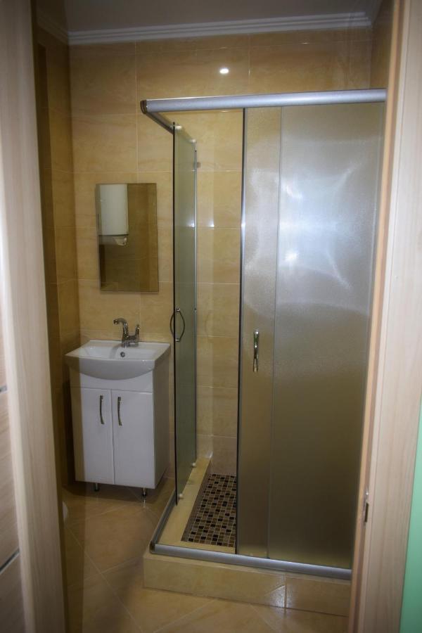 Apartments Provence Chernivtsi Bagian luar foto